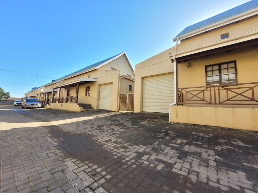 To Let 3 Bedroom Property for Rent in Humansdorp Eastern Cape